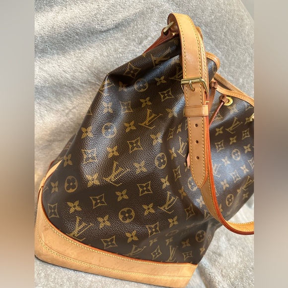 Noé Louis Vuitton bag - Picture 7 of 11